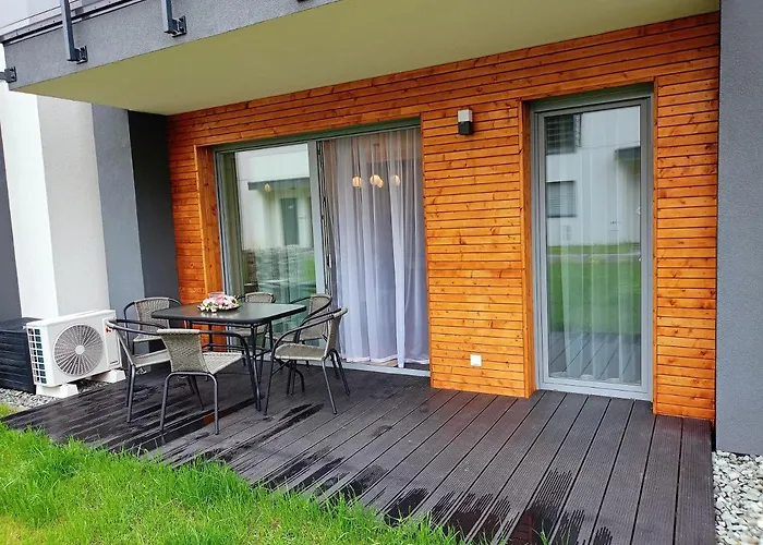 Sosnowy Z Dwoma Sypialniami I Ogrodkiem